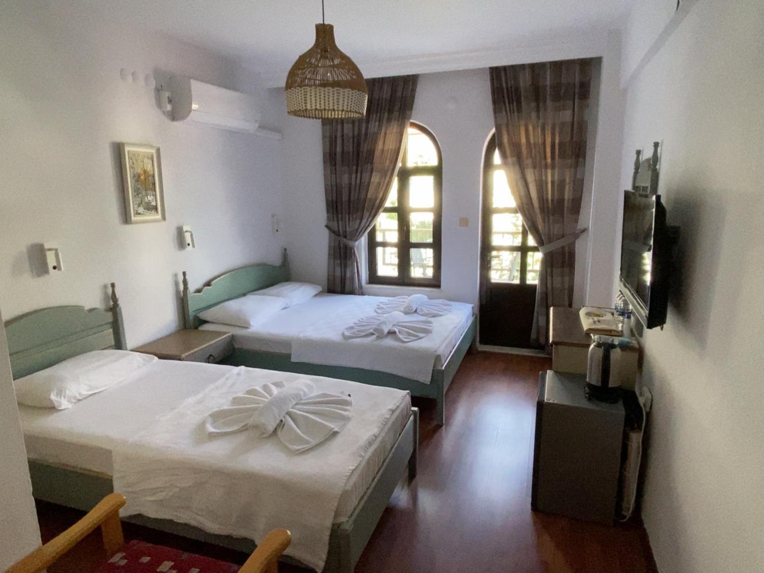 The Diplomat Hotel Turunç Zimmer foto